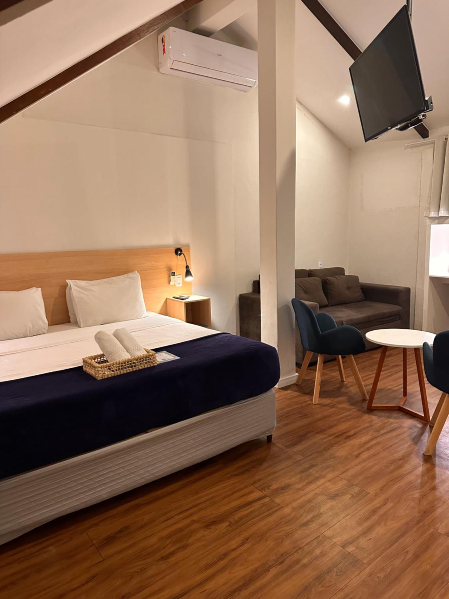 Aparthotel Injoy & Aparts 2*